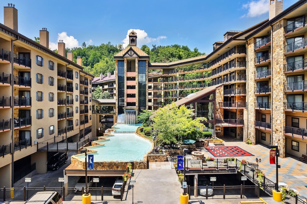 Gatlinburg Town Square - photo 95