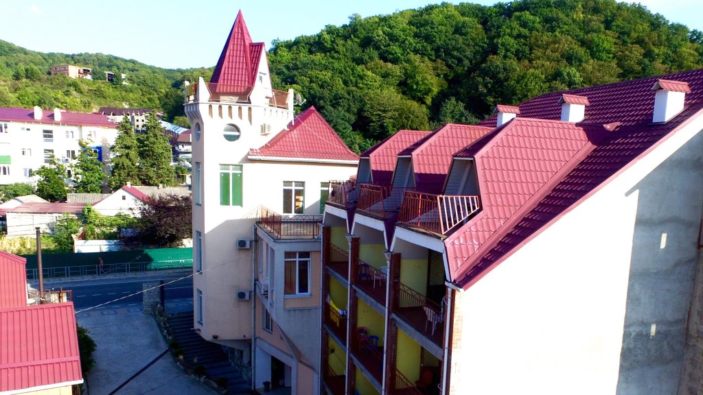 Tower House in Shepsi, Russia