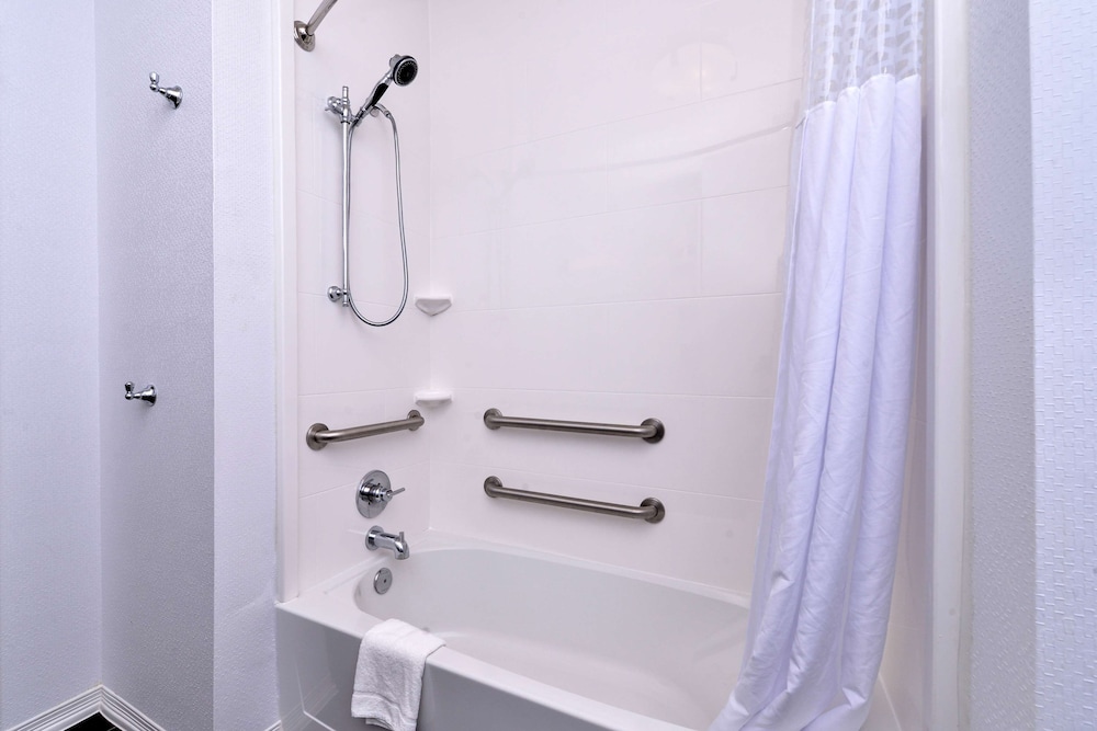 Hampton Inn Broussard Lafayette Area - photo 20