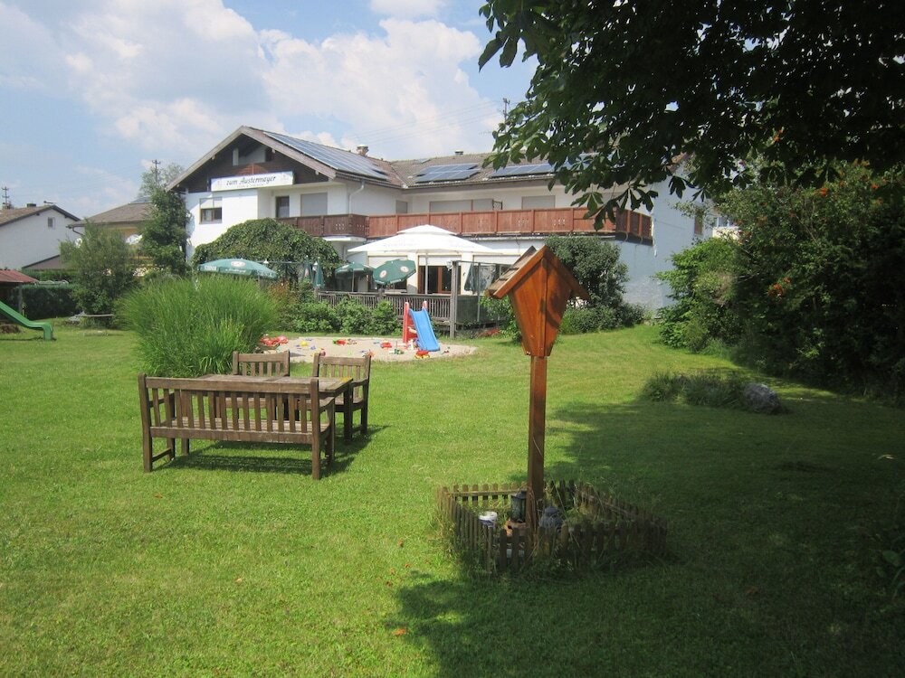Hotel Garni Austermayer — Traunreut — photo 2