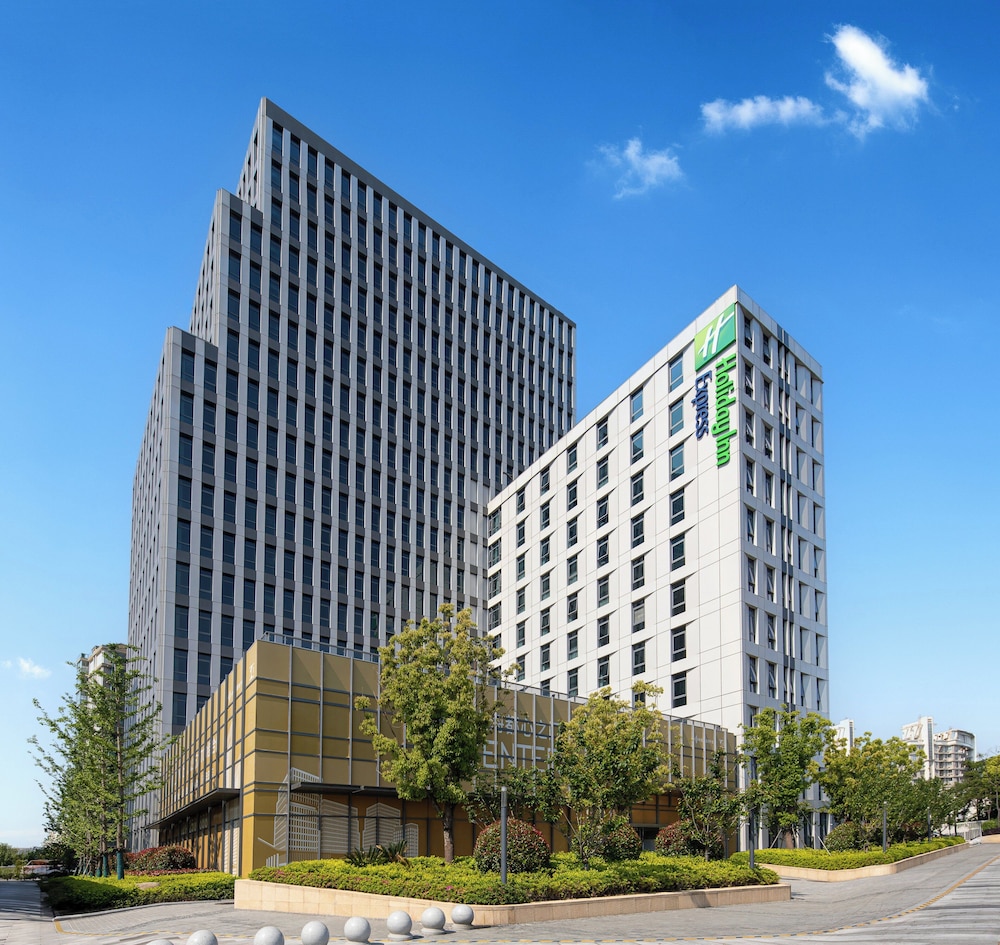 Holiday Inn Express Shanghai Changfeng Park by IHG Shanghai