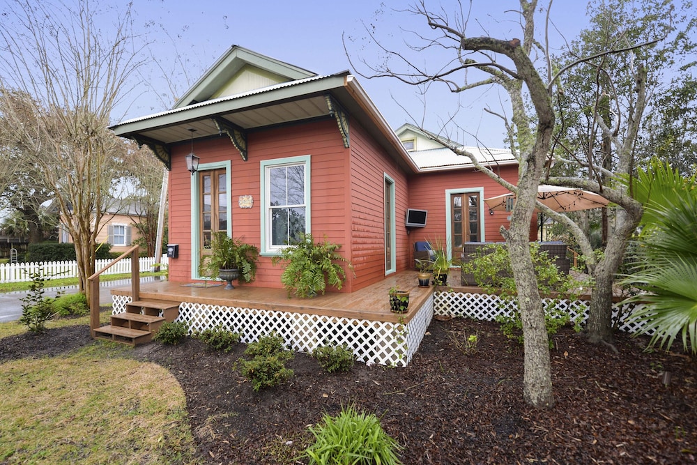 Carroll House Cottages - photo 50