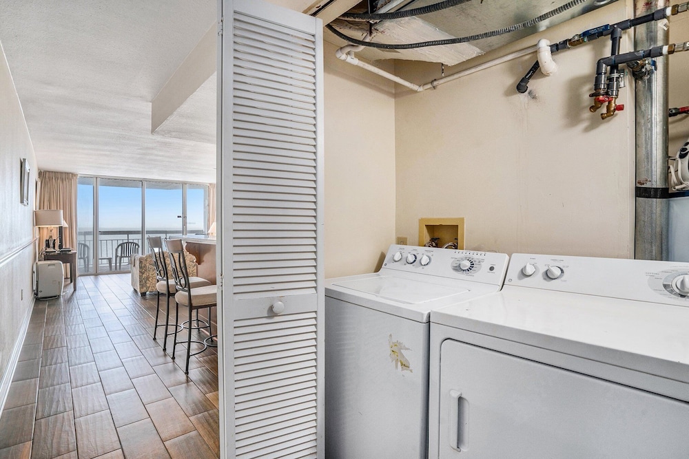0610 Waters Edge Resort 1 Bedroom Condo by RedAwning - photo 22