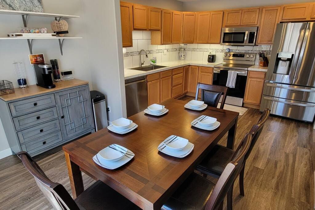 3 Bed 2.5 Bath Smart Home With Rv Parking — Casper — photo 2