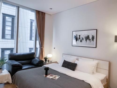 Extravagant Apt 65 sqm 1BR Ultra Fast Wifi Silom