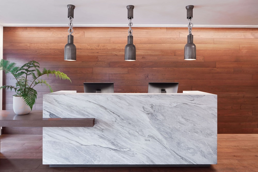 Casa Madrona Hotel & Spa - photo 5