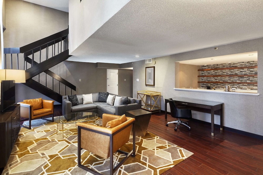 DoubleTree by Hilton Dallas Near the Galleria - photo 9