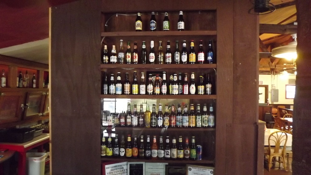 Shep's Miners Inn - photo 33