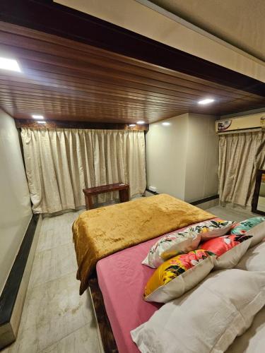 Carter Bay Peaceful Stay Near the Shore Bandra
