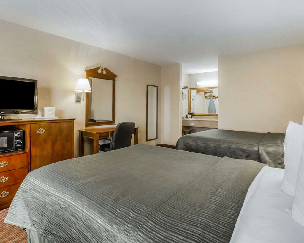 Quality Inn Reidsville Hwy 29 - photo 12