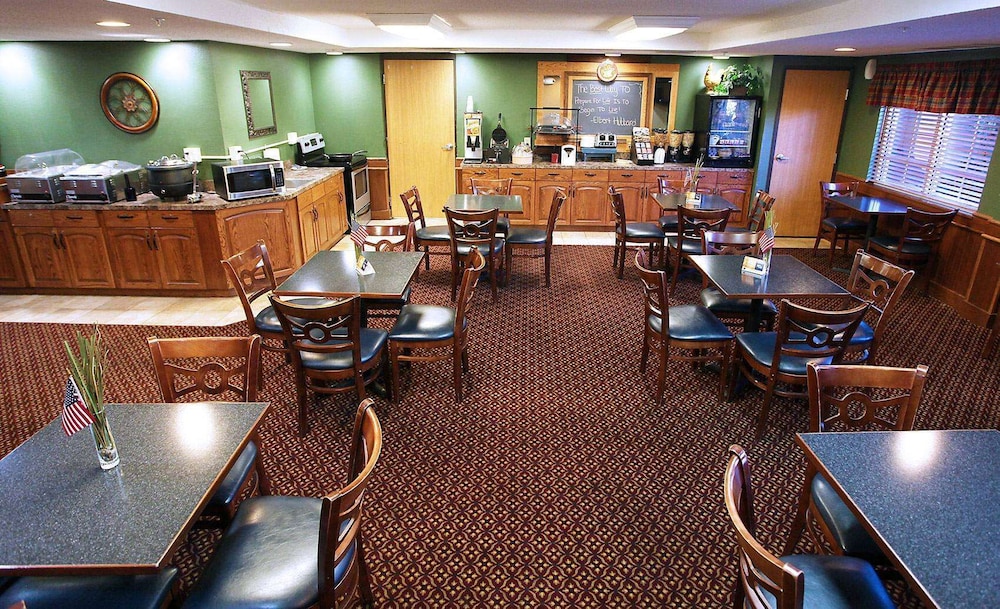 AmericInn by Wyndham McAlester - photo 24