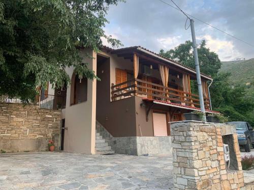 Villa Parahora — 4-Star Luxury Hotel in Prinos, Greece