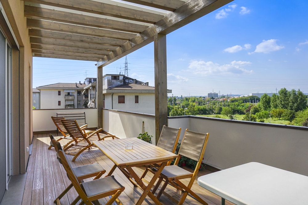 Appartamento Vittoria — 4-Star Luxury Hotel in Verona, Italy