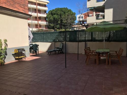 Costa Daurada Apartaments Millenium — 4-Star Luxury Hotel in Cambrils, Spain