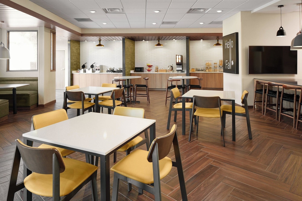 Fairfield Inn & Suites by Marriott Louisville New Albany IN - photo 22