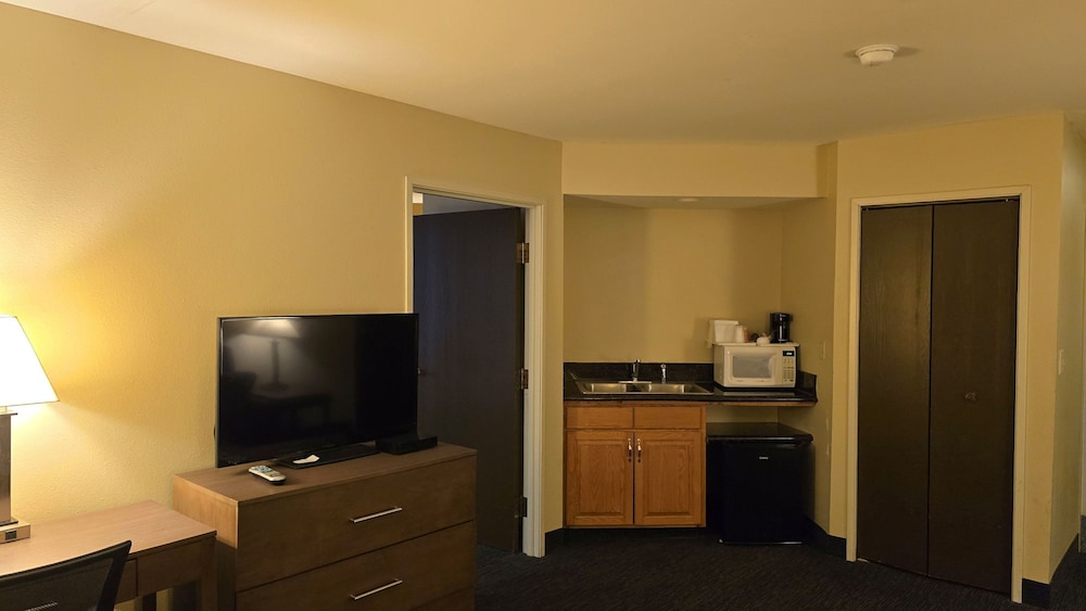 Haven Hotel Shawano WI - photo 17