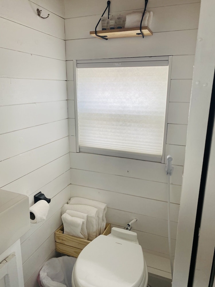 Trail and Hitch Tiny Home Hotel and RV - photo 82