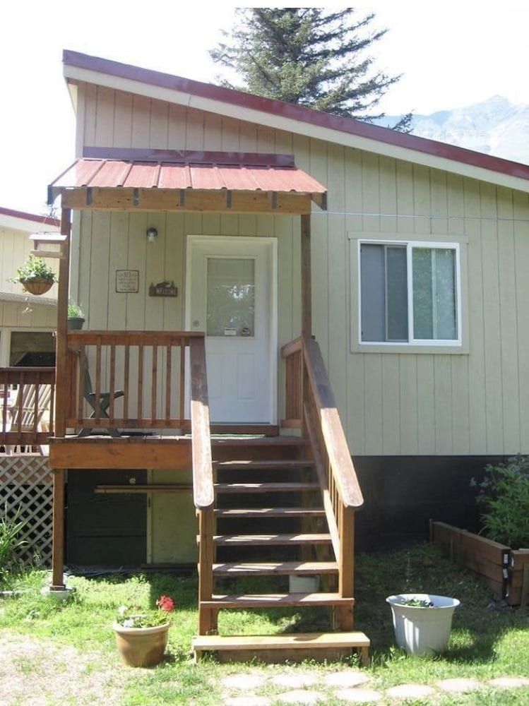 Alaska Dreamin Lodging — Seward