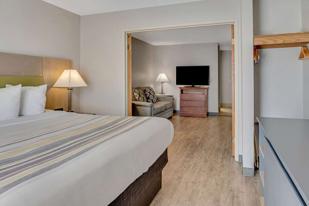 Country Inn & Suites by Radisson Grand Rapids Airport MI - photo 26