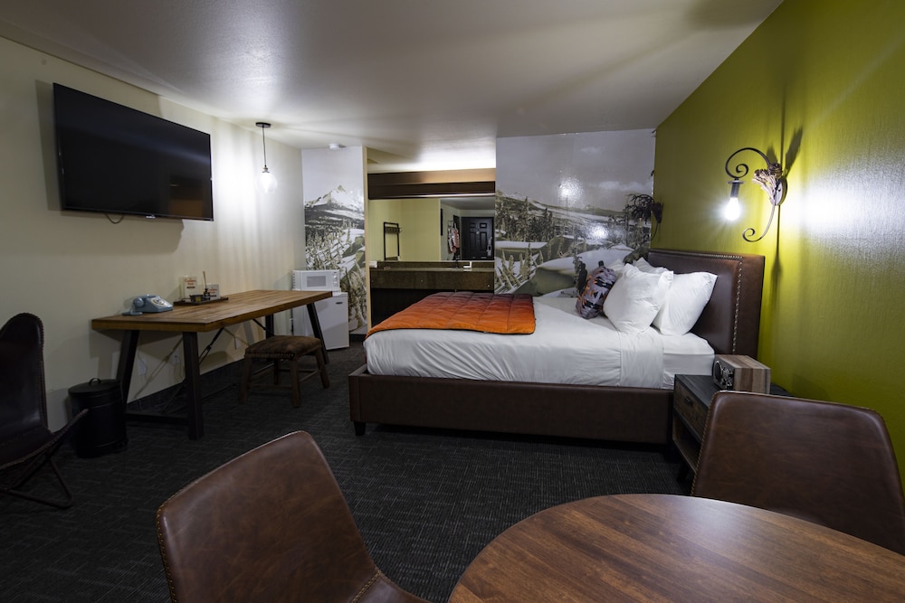 Campfire Hotel - photo 9