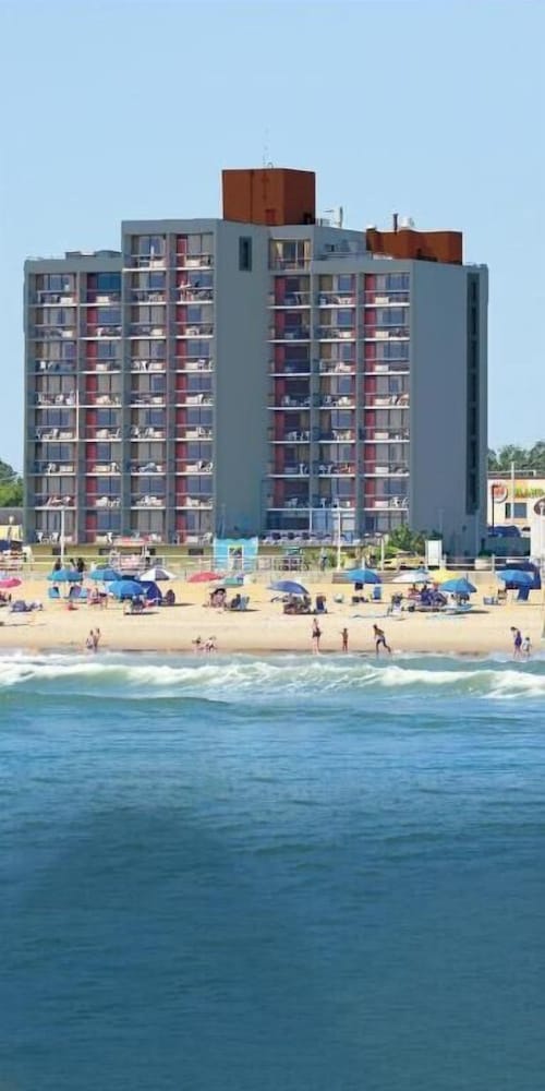 The Breakers Resort Inn - photo 31