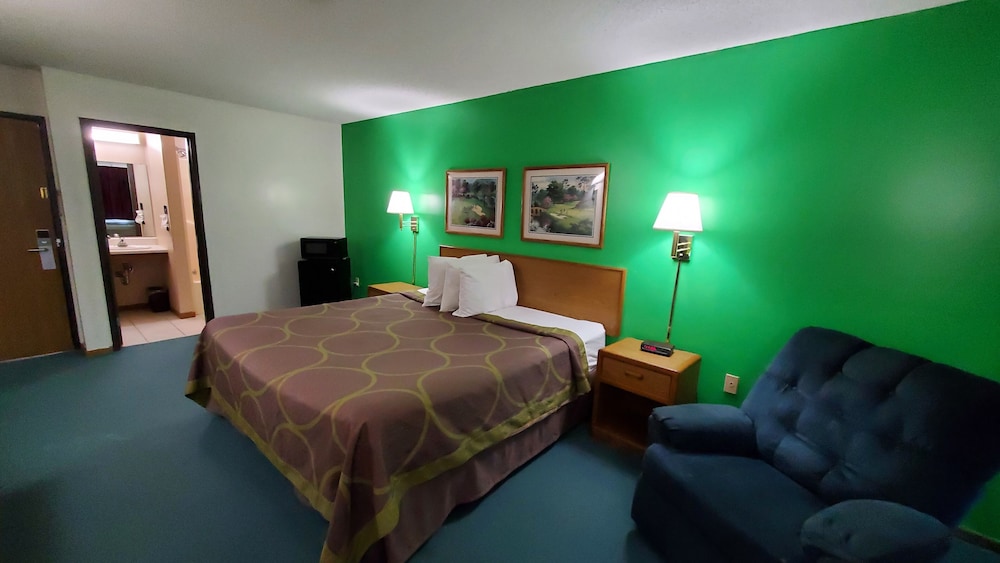 St Paul Inn - photo 9