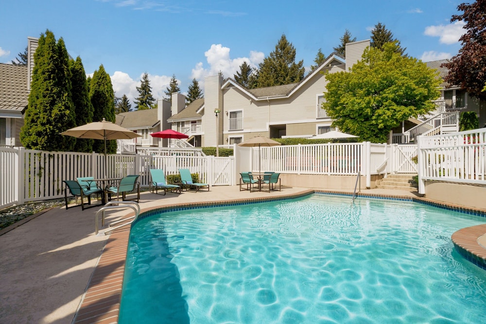 Residence Inn by Marriott Seattle Bellevue - photo 26