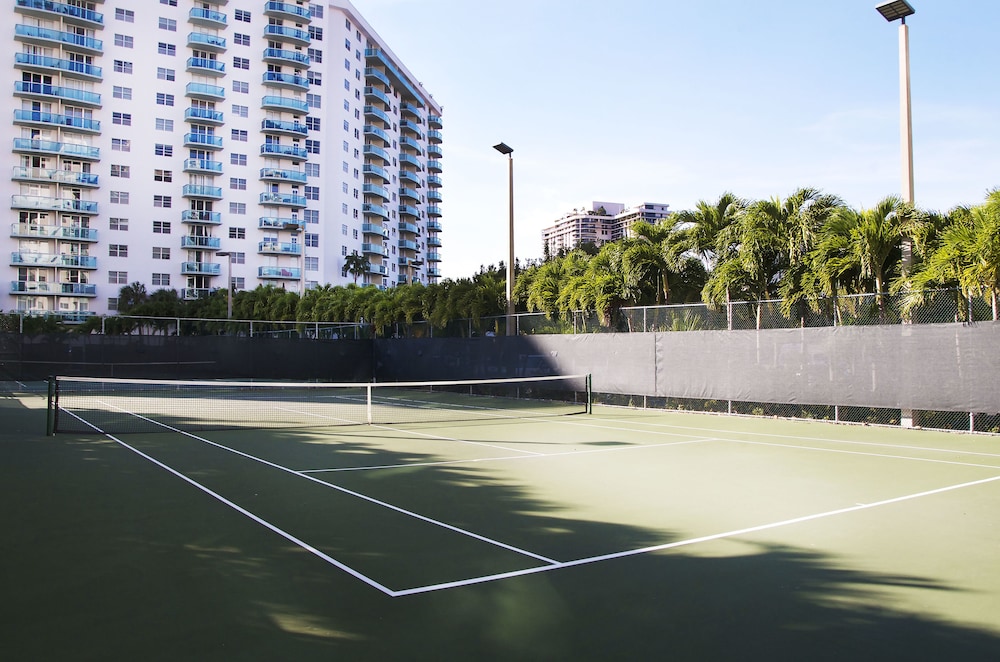 Sunny Isles Suites - photo 29