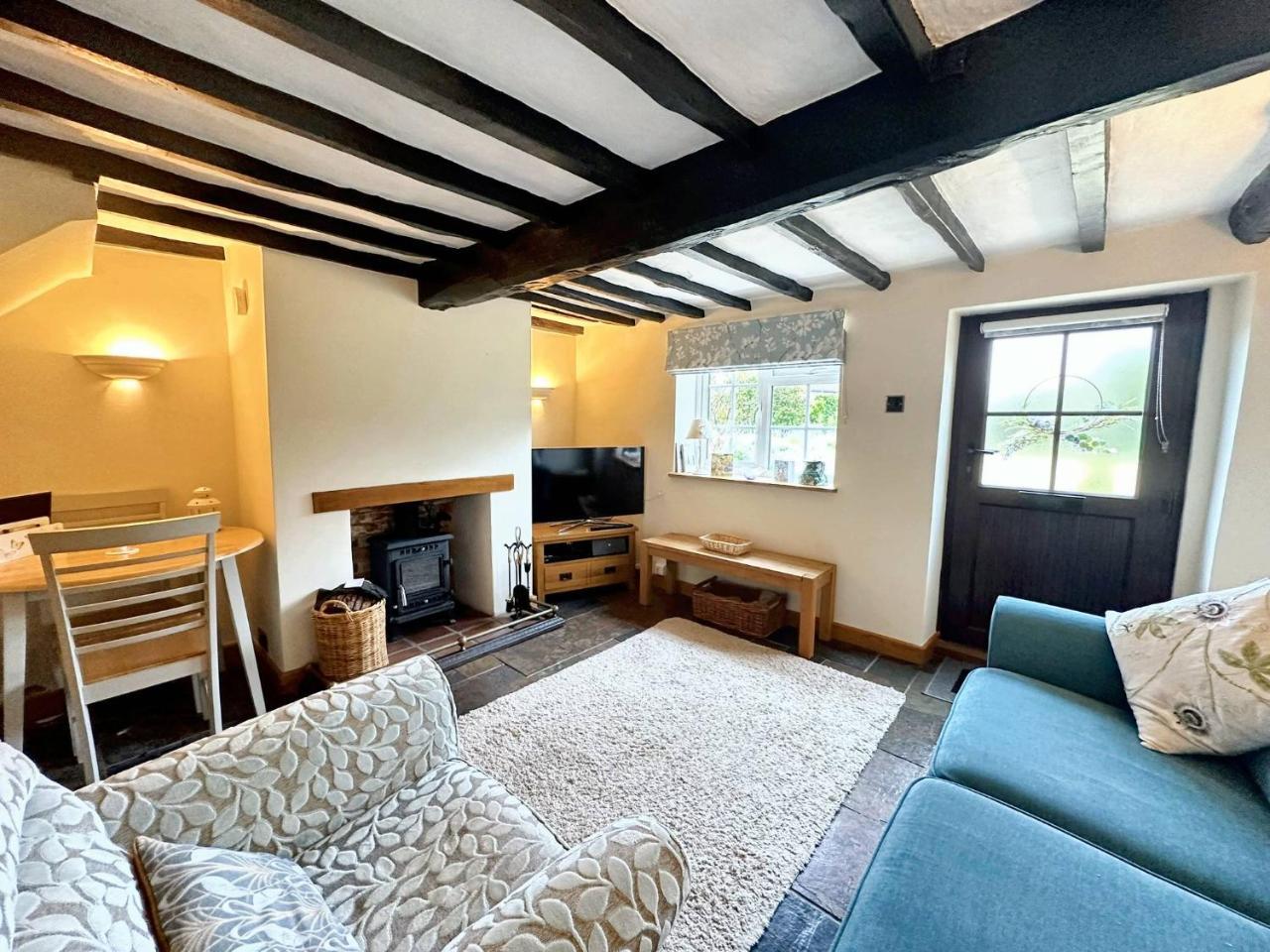Wren Cottage North Norfolk — 4-Star Luxury Hotel in Fakenham, United Kingdom