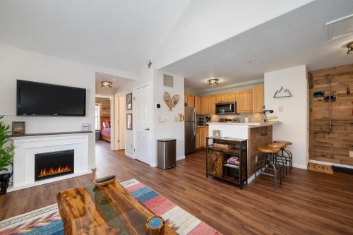 Waterside West A303 in Fraser, United States