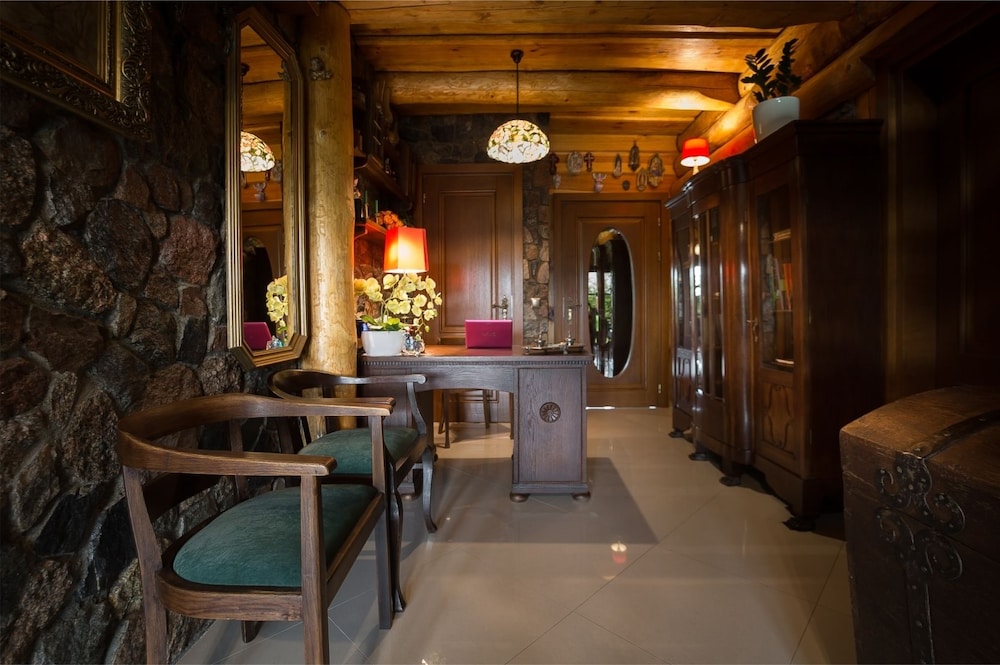 RetroHouse Adults Only — Reda — photo 3