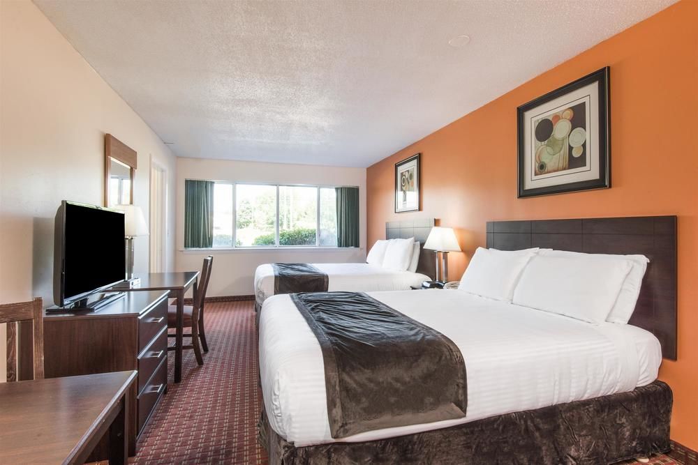 Days Inn and Suites by Wyndham Groton Near the Casinos - photo 15