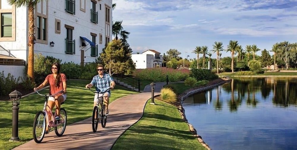 Luxury Condo in Ocotillo Dining Resort Pool Spa Gym and More Walk to Everything by RedAwning Chandler - photo 21