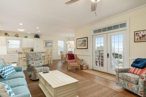 Cox Landing by Oak Island Accommodations - photo 35