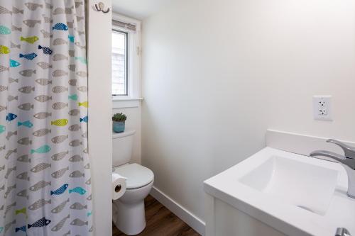Truro Beach Cottages - photo 27