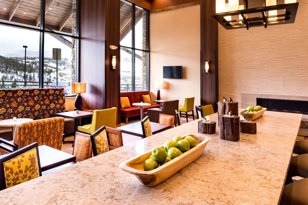 Hampton Inn & Suites Silverthorne - photo 33