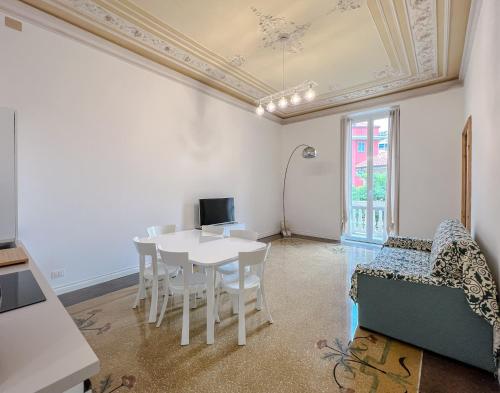 Appartamento in Villa Del '900 — 4-Star Luxury Hotel in Varazze, Italy