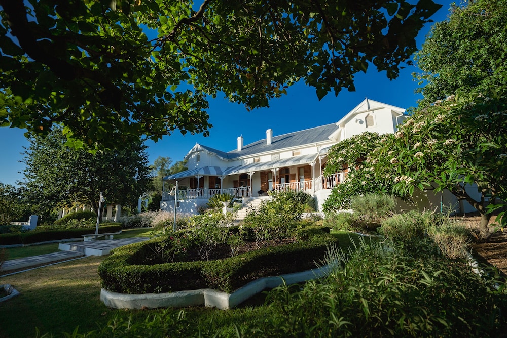 Merindol Manor — 4-Star Luxury Hotel in Cape Town, South Africa