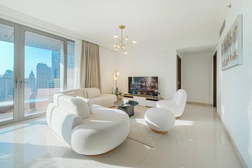 EasyGo Upgraded 2BDR in BLVD Point with Burj Khalifa View — 4-Star Luxury Hotel in Dubai, United Arab Emirates