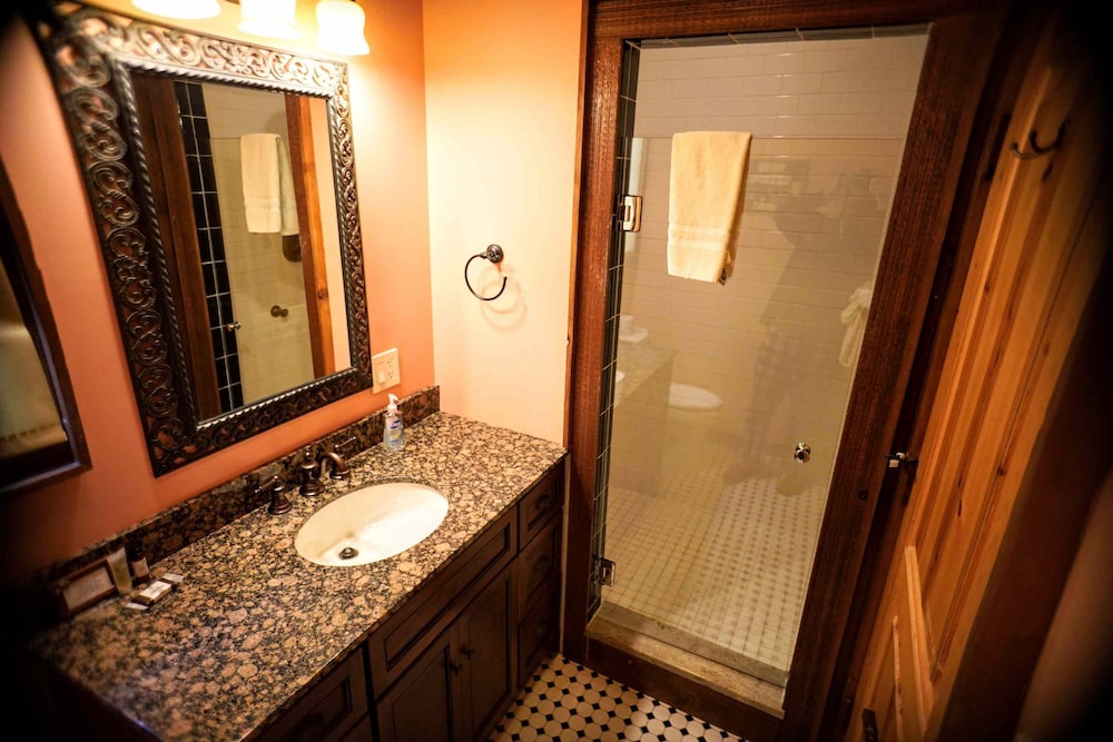 Ampersand Bay Resort - photo 155