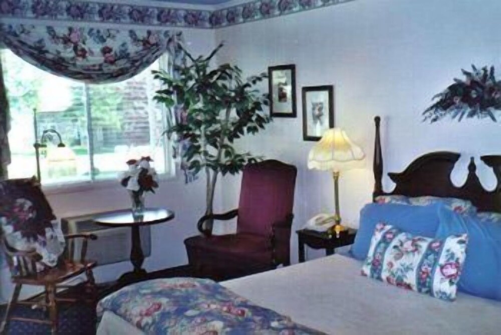 American Boutique Inn Lakeview - carbon neutral hotel in Mackinaw