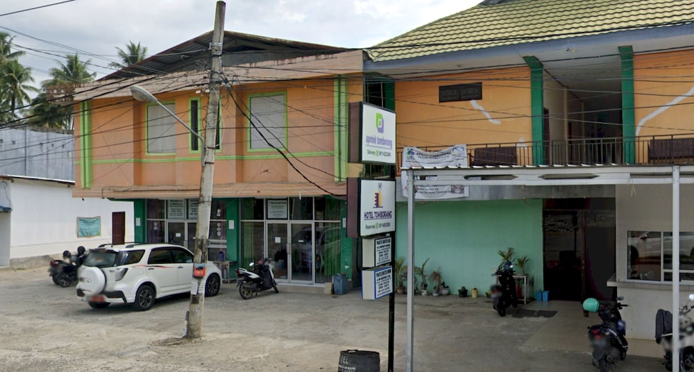 Oyo 93411 Syariah Hotel Tomborang — Mamuju