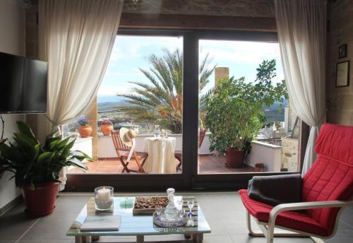 Charming villa in Chania with parking included — 4-Star Luxury Hotel in Kolympari, Greece