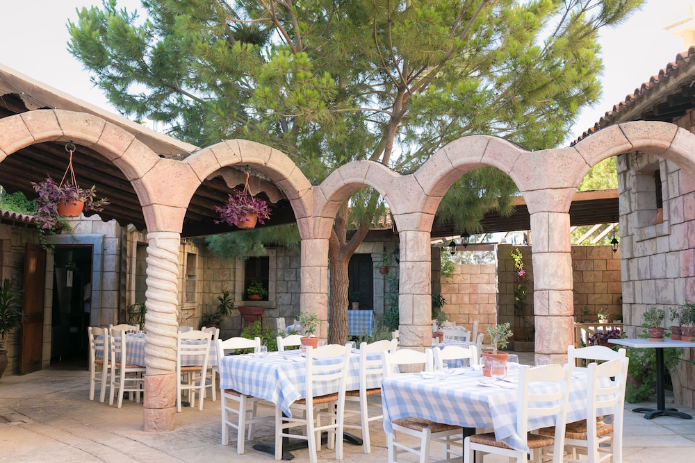 מזון ומשקאות