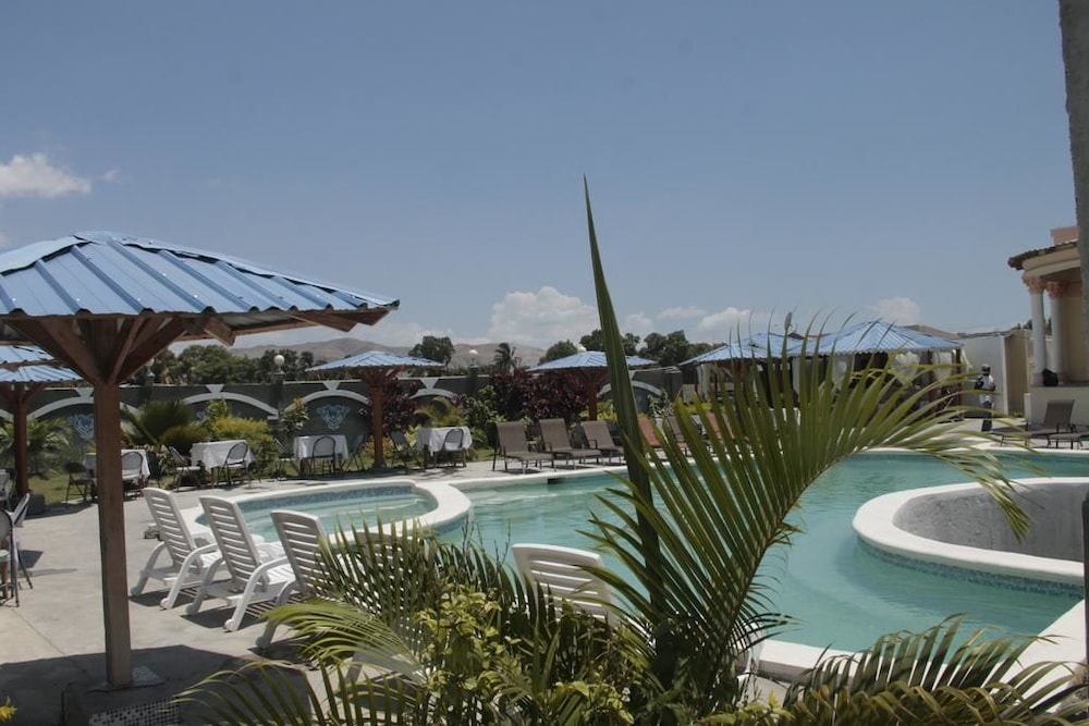 Odivin Hotel Luxury Suite — Gonaives — photo 4