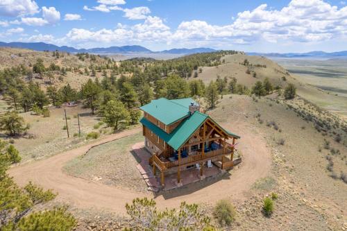 24 0089 Rustic Hartsel Getaway w 35 acre Yard — hotel in Hartselle