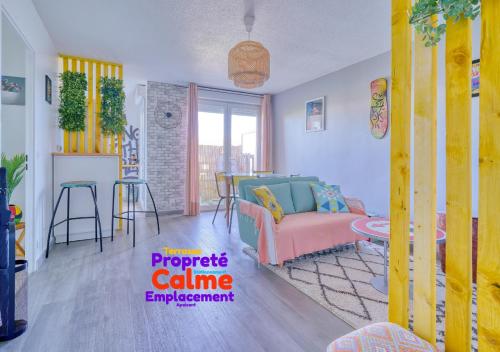 Oasis D’exception Avec Terrasse Privee & Piscine in Evry, France