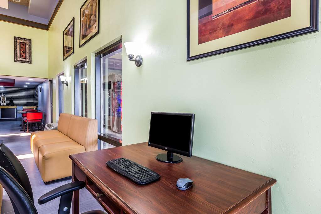 Rodeway Inn Knoxville East - photo 22