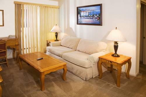Emerald Suites at Cameron - photo 7