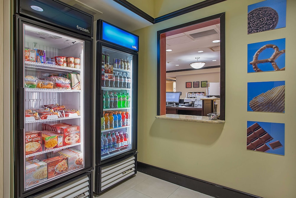 Hampton Inn Covington GA - photo 28